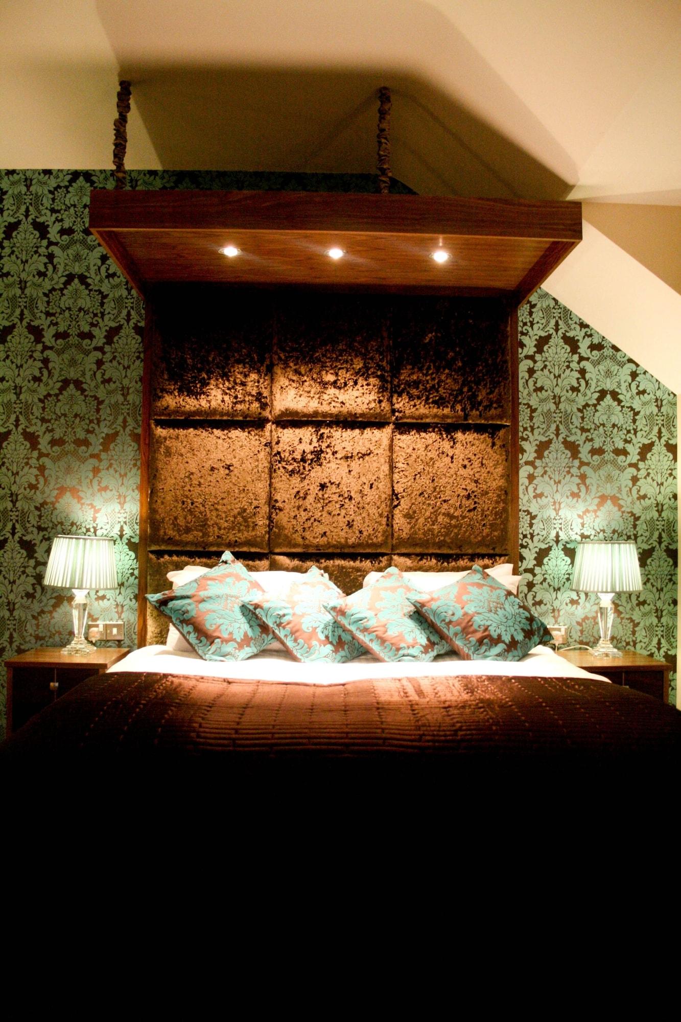 The Old Barn Inn นิวพอร์ต ภายนอก รูปภาพ