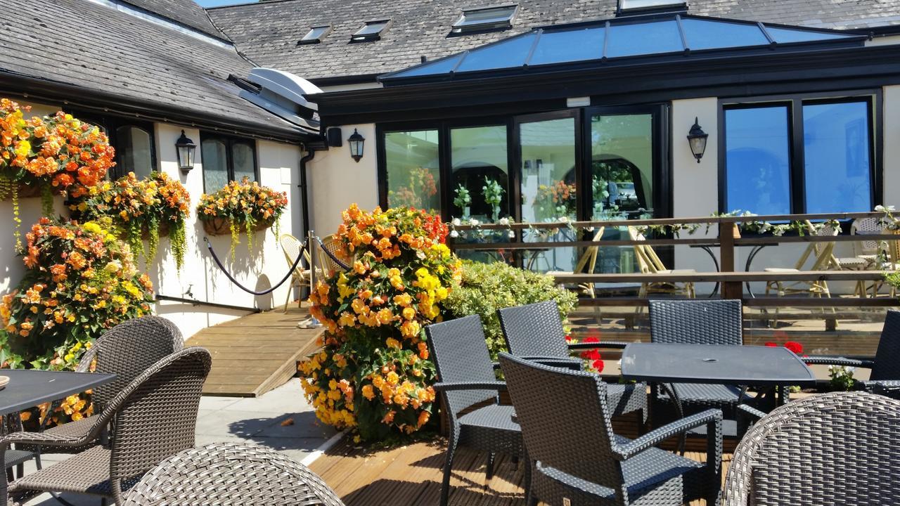 The Old Barn Inn นิวพอร์ต ภายนอก รูปภาพ